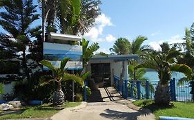 Coral Point Lodge
